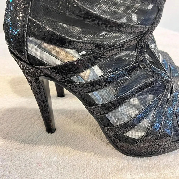 Touch Ups Womens Black Strappy Platform Heels Open Toe Sz 7M Back Zip Sandals - Picture 8 of 14